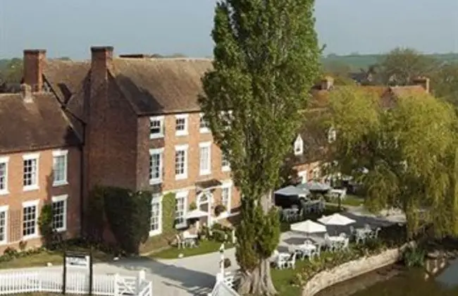 Corse Lawn House Hotel Hotel in Gloucester