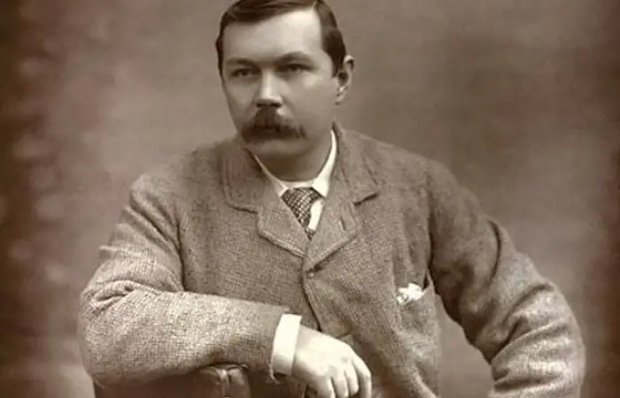 Conan Doyle's first ever novel published
