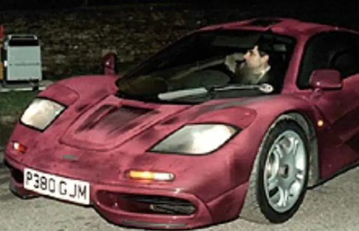 Mr Bean crashes in McClaren F1 GTR