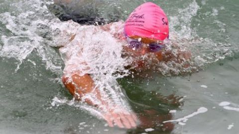 Surgeon beats Channel-swim age record
