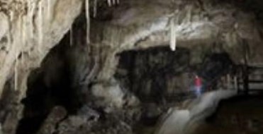 Pooles Cavern