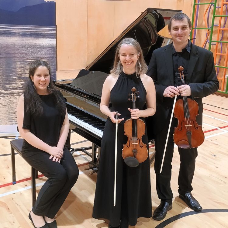 Peter Mallinson and Friends - HausMusik